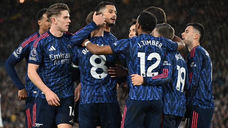 阿什拉夫双响 巴黎圣日耳曼客胜布雷斯特