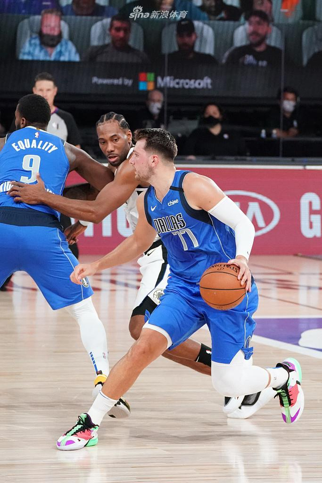 竞技场上 竞技场上